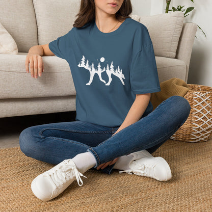 Wolf Night view T-Shirt