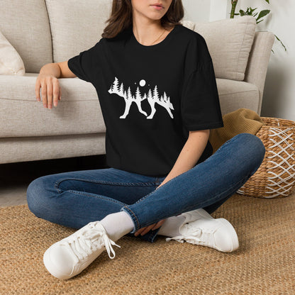Wolf Night view T-Shirt
