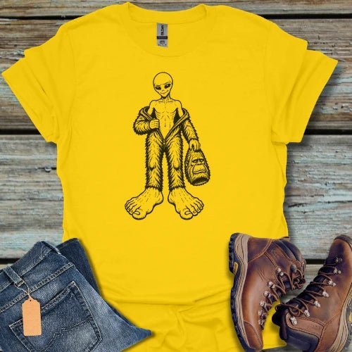 Alien revealed as Bigfoot T-Shirt - Beastly Banter